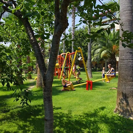 מלון Grand 4*